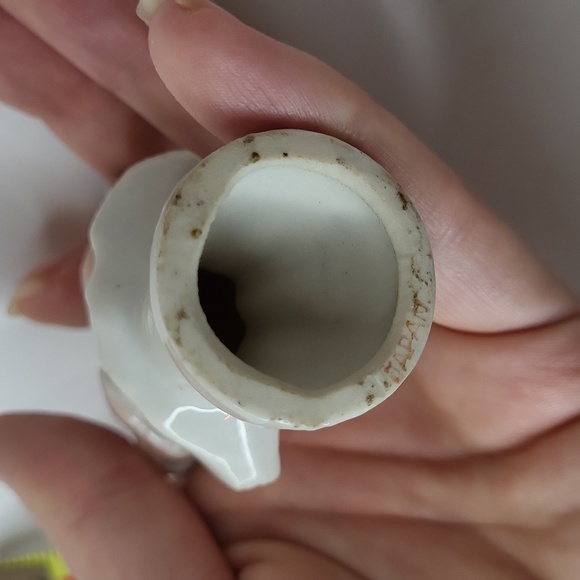 Vintage Victorian Woman Figurine Japan Porcelain Almost 4" - Picture 7 of 13